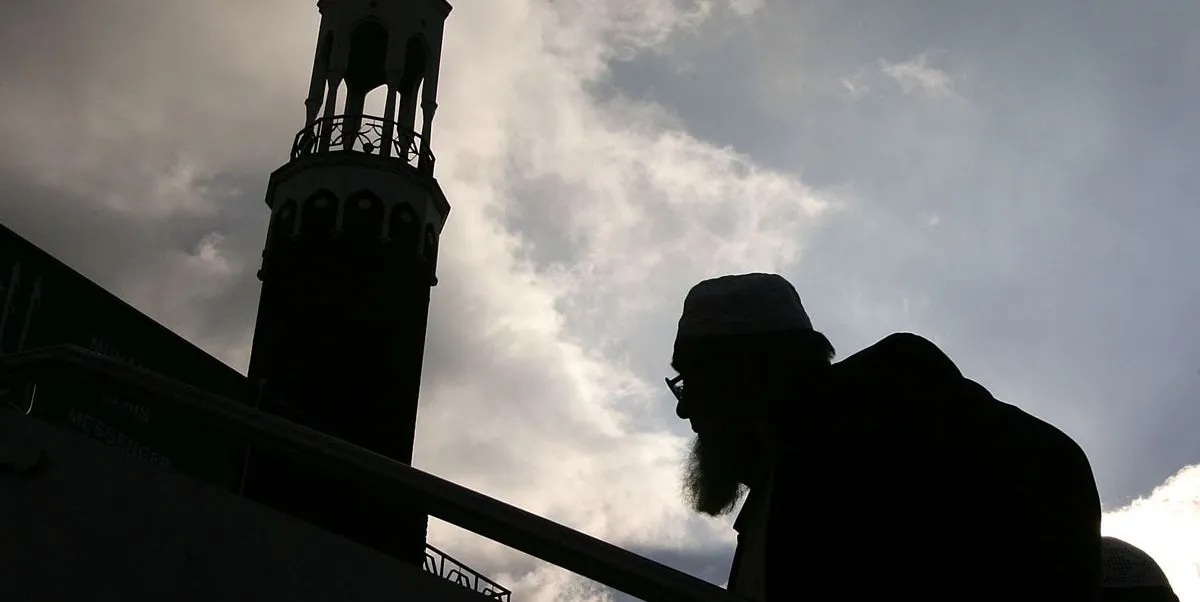 “أمميَّة إسلاميَّة” أم “هويَّة أمَّة”؟