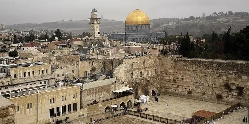 تهويد القدس.. تحدِّي البقاء والصمود